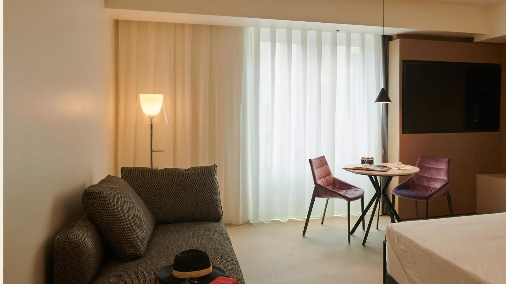 Hotel Palazzo Sangiorgio Catania 5*,